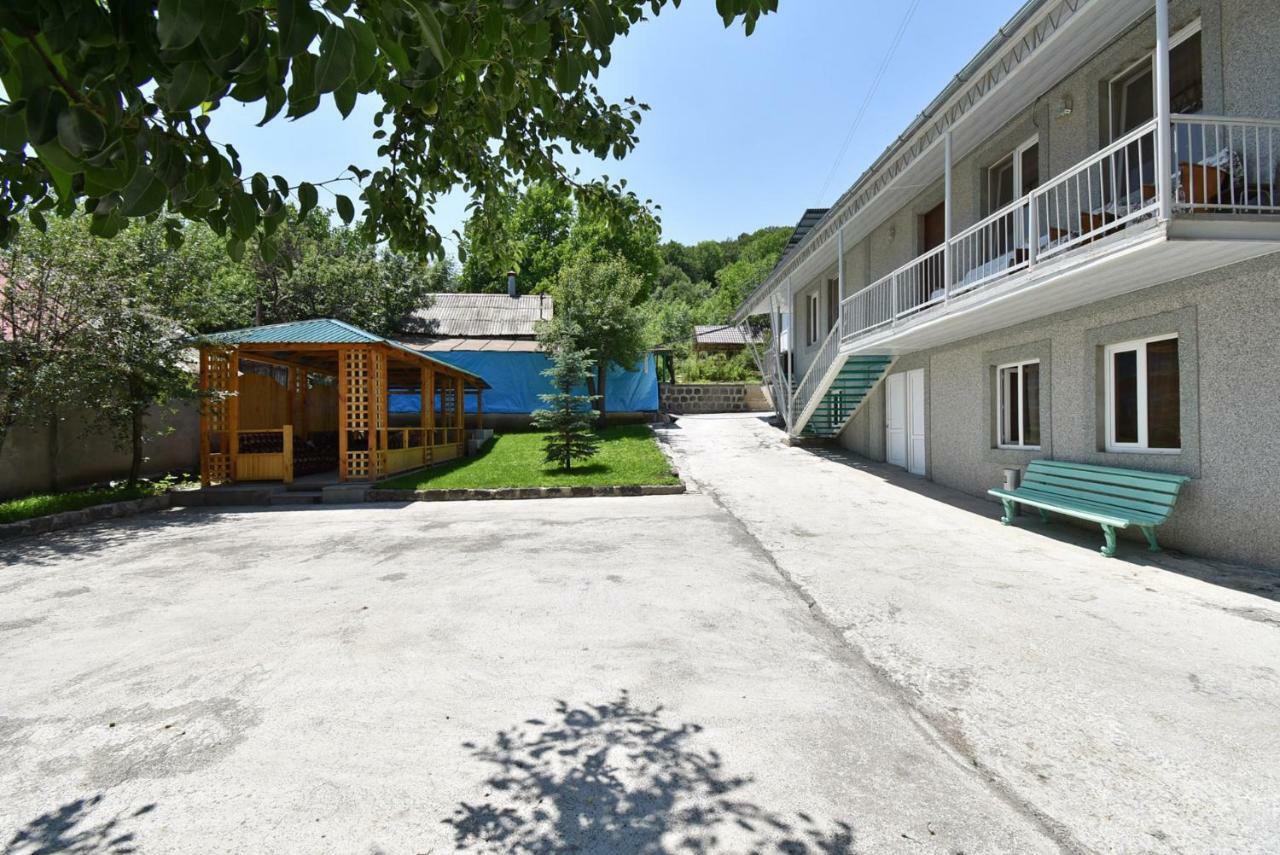 Guest House Arsan 萨克德佐尔镇 外观 照片