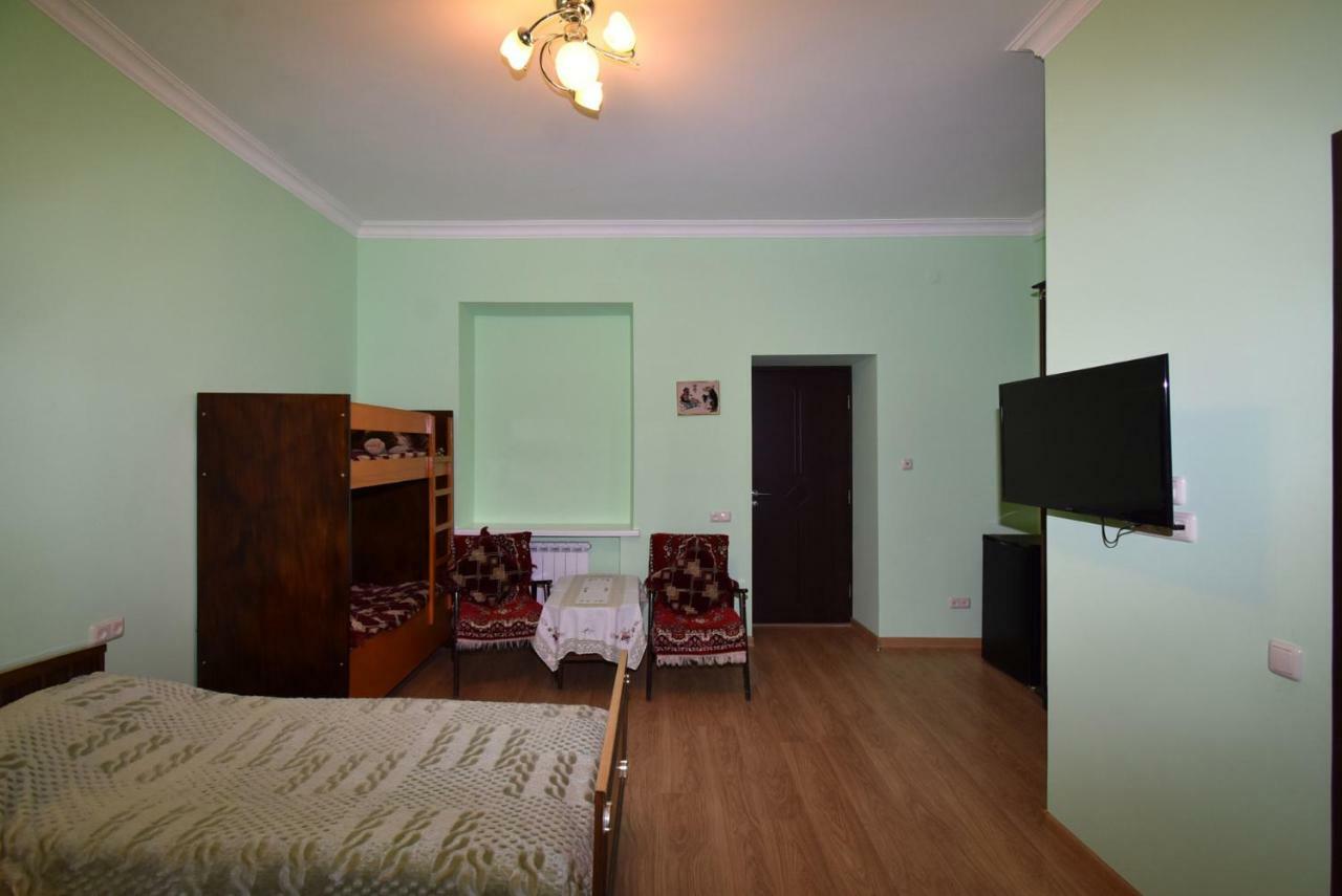 Guest House Arsan 萨克德佐尔镇 外观 照片
